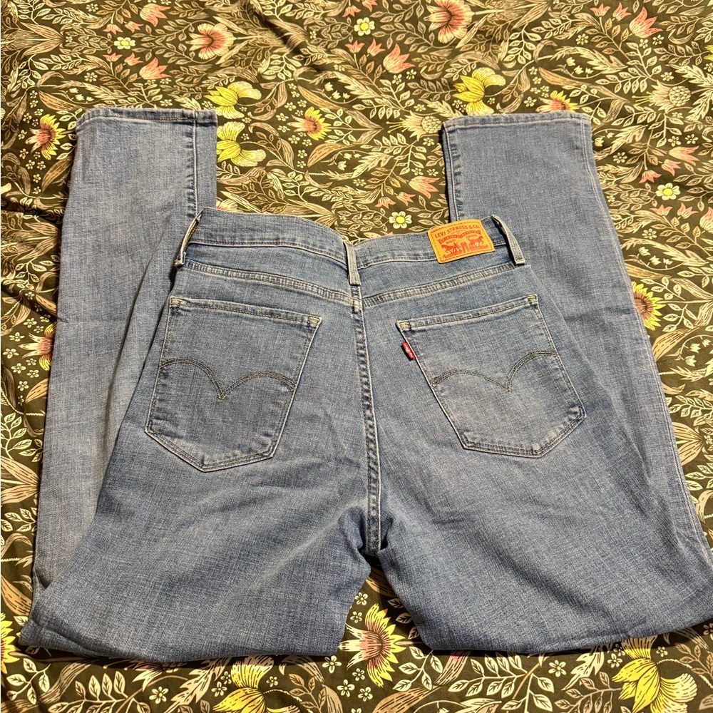 Levi's 724 High Rise Straight - Picture 6 of 8